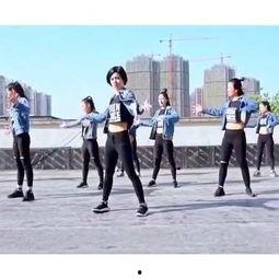 郑州尴尬舞视频录像,网络爆笑瞬间，舞蹈界的“意外之喜”